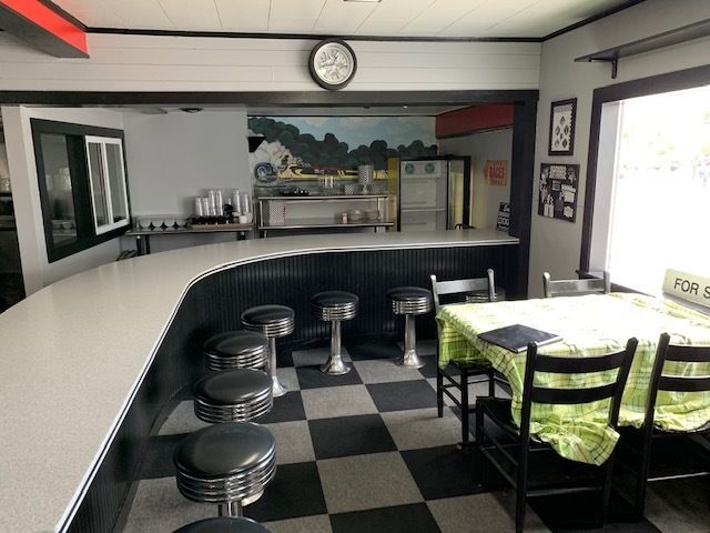 Well-Maintained Restaurant Building For Sale: 901 Main St, Oxford, ME 04270